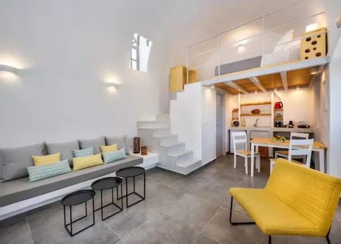 Petit Village サントリーニ